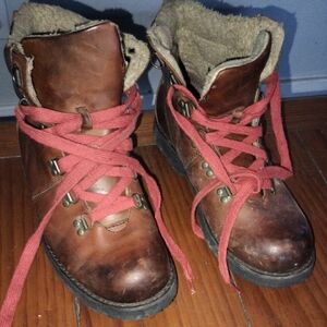 American Eagle Outfitters Brown Leather Men's Boots with Red Laces